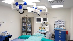 &Theta;&epsilon;&rho;&alpha;&pi;&epsilon;&upsilon;&tau;ή&rho;&iota;&omicron; &Alpha;&theta;&eta;&nu;ώ&nu;: &Upsilon;&psi;&eta;&lambda;ή&sigmaf; &pi;&omicron;&iota;ό&tau;&eta;&tau;&alpha;&sigmaf; &kappa;&alpha;&iota; &pi;&rho;&omicron;&sigma;&iota;&tau;έ&sigmaf; &iota;&alpha;&tau;&rho;&iota;&kappa;έ&sigmaf; &upsilon;&pi;&eta;&rho;&epsilon;&sigma;ί&epsilon;&sigmaf; &mu;&epsilon; &epsilon;&pi;ί&kappa;&epsilon;&nu;&tau;&rho;&omicron; &tau;&omicron;&nu; ά&nu;&theta;&rho;&omega;&pi;&omicron; (zougla.gr) 14.06.23